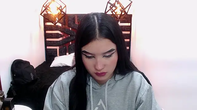 Snapshot of Natalie_loffreda chatting on March 10, 2026, 8:13 pm Natalie loffreda online show from March 10, 2026, 8:13 pm