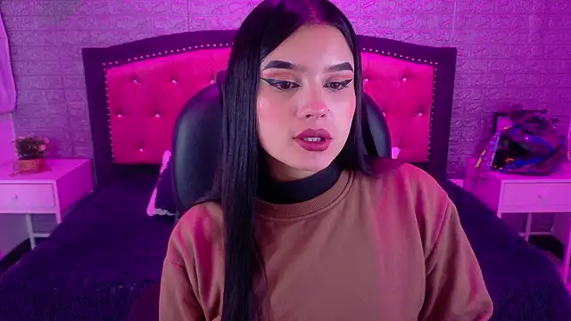 Snapshot of Natalie_loffreda chatting on March 10, 2026, 3:32 am Natalie loffreda online show from March 10, 2026, 3:32 am