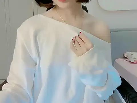 ggLovee online show from October 8, 2025, 11:23 am