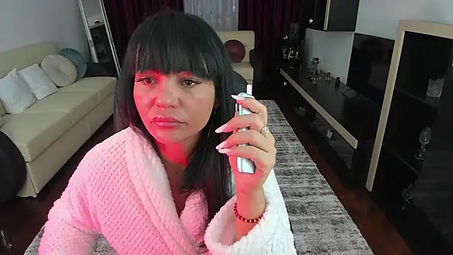 Ella sweety00 online show from February 4, 2026, 3:07 pm