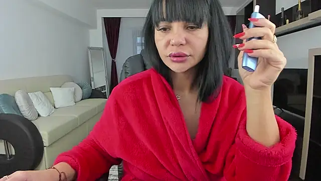 Ella sweety00 online show from January 12, 2026, 2:46 pm