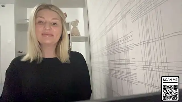 Blondie xoxoxo online show from October 29, 2025, 10:25 am