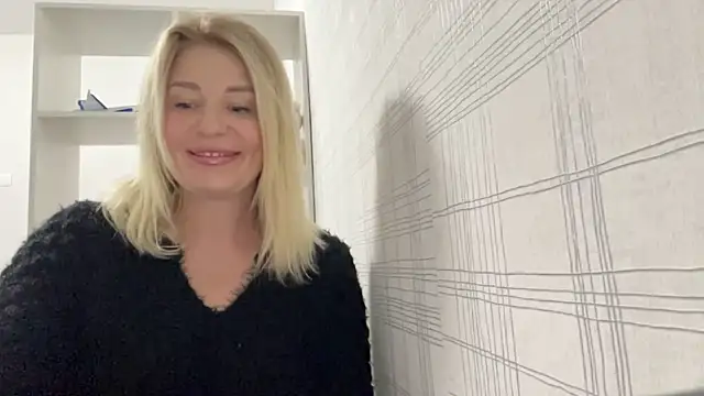 Blondie xoxoxo online show from September 26, 2025, 10:55 am