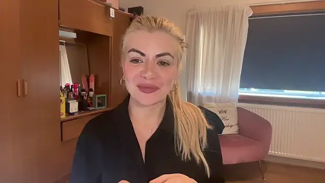 princess17 online show from September 16, 2025, 4:19 pm