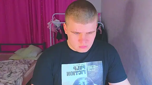 Snapshot of kittenmurr chatting on March 29, 2026, 9:16 pm kittenmurr online show from March 29, 2026, 9:16 pm