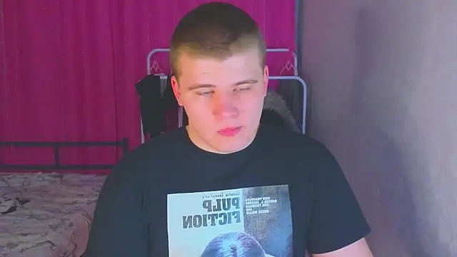 Snapshot of kittenmurr chatting on February 16, 2026, 7:34 pm kittenmurr online show from February 16, 2026, 7:34 pm