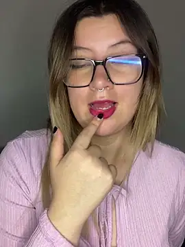 Snapshot of Blair_Bunnyy chatting on March 5, 2026, 5:15 am Blair Bunnyy online show from March 5, 2026, 5:15 am