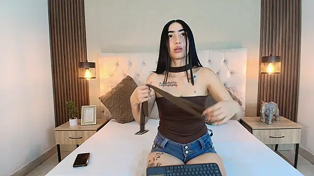 natasha moreno online show from June 20, 2026, 12:21 pm
