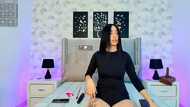 natasha moreno online show from May 9, 2026, 12:52 pm