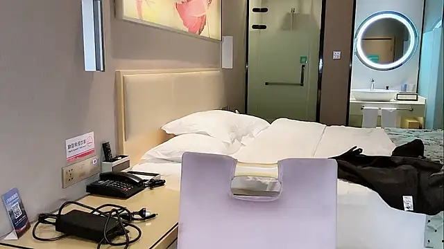 Ianxuan online show from October 12, 2025, 1:34 pm