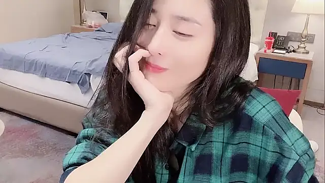 Ianxuan online show from October 31, 2025, 5:42 pm