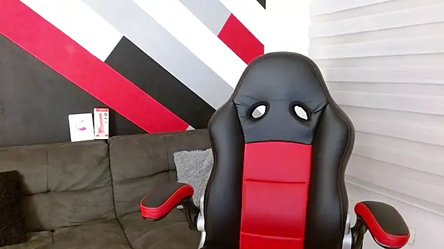 NatiHoran online show from October 30, 2025, 11:56 pm