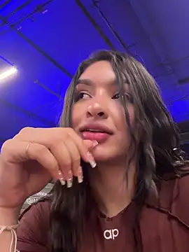 jenn fit online show from October 19, 2025, 5:59 pm