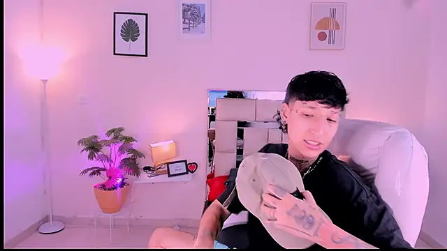 Luci Rose online show from September 30, 2025, 3:01 am