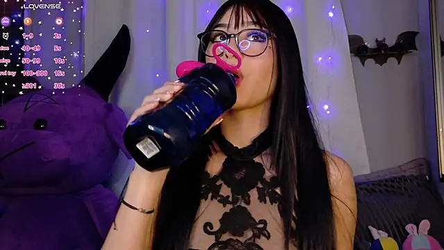 Shar Succubus online show from October 1, 2025, 1:11 am