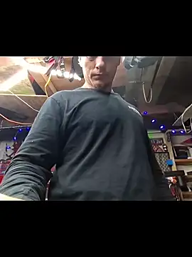 twistafatpipe online show from February 13, 2026, 2:55 am