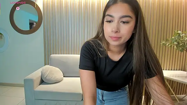 VeronicaBlue online show from March 4, 2026, 11:18 am