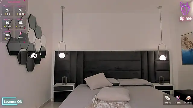 Snapshot of NataliaGaret chatting on February 15, 2026, 7:51 am NataliaGaret online show from February 15, 2026, 7:51 am