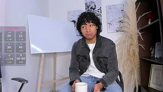 Miriam milf online show from October 15, 2025, 12:13 pm