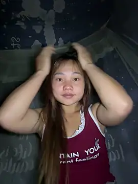 EllyBaby20 online show from June 14, 2026, 11:28 pm