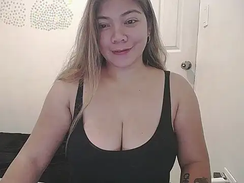 briannalove222 online show from November 14, 2025, 12:14 am