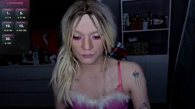 Kkkylie online show from March 11, 2026, 4:06 am