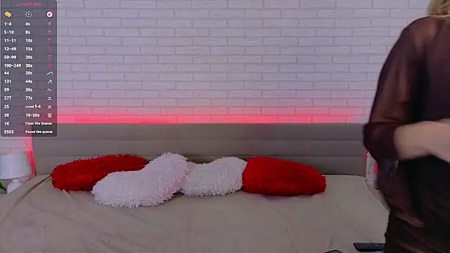 evafolver online show from February 25, 2026, 9:20 am