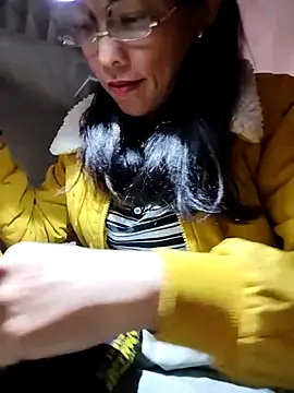 Sinejdk3 online show from November 6, 2025, 12:31 pm