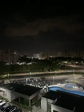 Snapshot of Bella-taylorr chatting on March 21, 2026, 8:19 am Bella-taylorr online show from March 21, 2026, 8:19 am