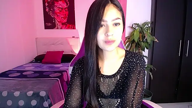 heidy 01 online show from November 10, 2025, 1:05 pm