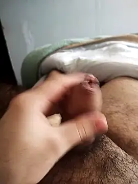 MagneticLust online show from September 25, 2025, 2:45 pm