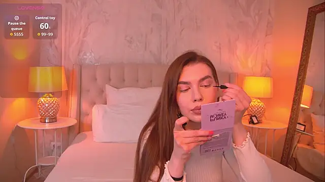 AshleyEvance online show from July 21, 2026, 6:37 am