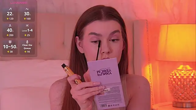 AshleyEvance online show from July 4, 2026, 6:20 am