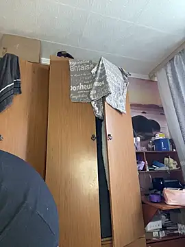 Snapshot of April_Purr chatting on April 26, 2026, 12:35 pm April Purr online show from April 26, 2026, 12:35 pm