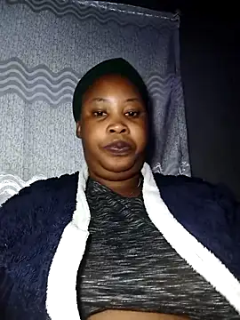 OCEANSQUITERXXX online show from October 23, 2025, 6:12 am