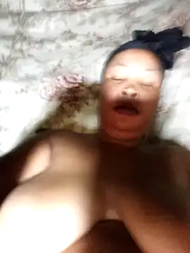 OCEANSQUITERXXX online show from February 8, 2026, 1:58 am