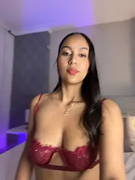 MiilaBlake online show from May 3, 2026, 7:28 pm