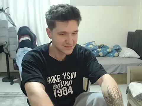 2handsomemann online show from February 28, 2026, 10:09 pm