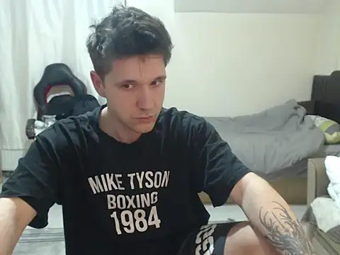 2handsomemann online show from April 9, 2026, 6:36 pm