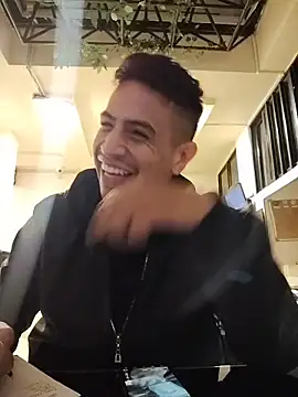 Juann-cock online show from April 30, 2026, 5:03 am