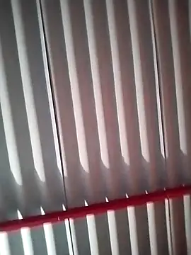 KingMaxiZ online show from May 3, 2026, 5:34 am