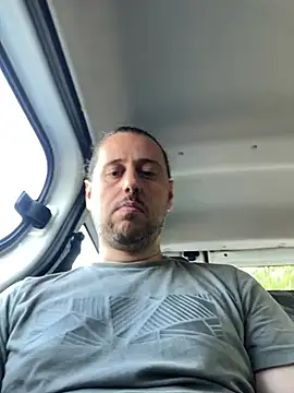 Snapshot of paleron34 chatting on July 21, 2026, 2:51 pm paleron34 online show from July 21, 2026, 2:51 pm