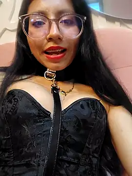 VioletxBloom online show from November 7, 2025, 10:13 pm