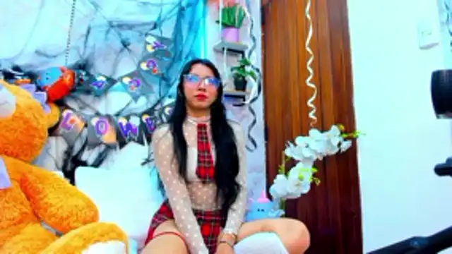 VioletxBloom online show from October 20, 2025, 8:09 pm