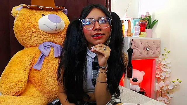 VioletxBloom online show from October 4, 2025, 1:40 am