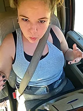 LacyLaurent online show from November 22, 2025, 6:40 pm