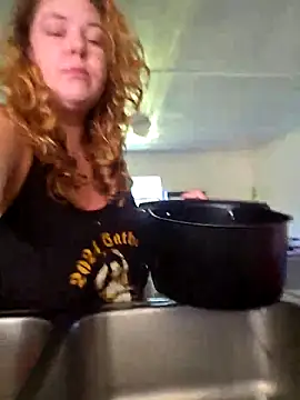 LacyLaurent online show from May 12, 2026, 1:39 pm