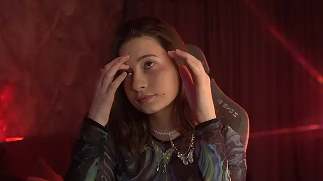 Snapshot of LumeNova chatting on March 2, 2026, 2:01 am LumeNova online show from March 2, 2026, 2:01 am