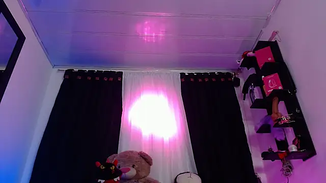 valerii fox 69 online show from June 25, 2026, 5:34 am