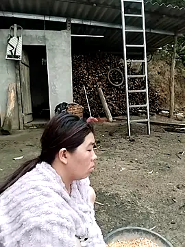 Snapshot of quynhkoolbae chatting on March 21, 2026, 11:30 pm quynhkoolbae online show from March 21, 2026, 11:30 pm